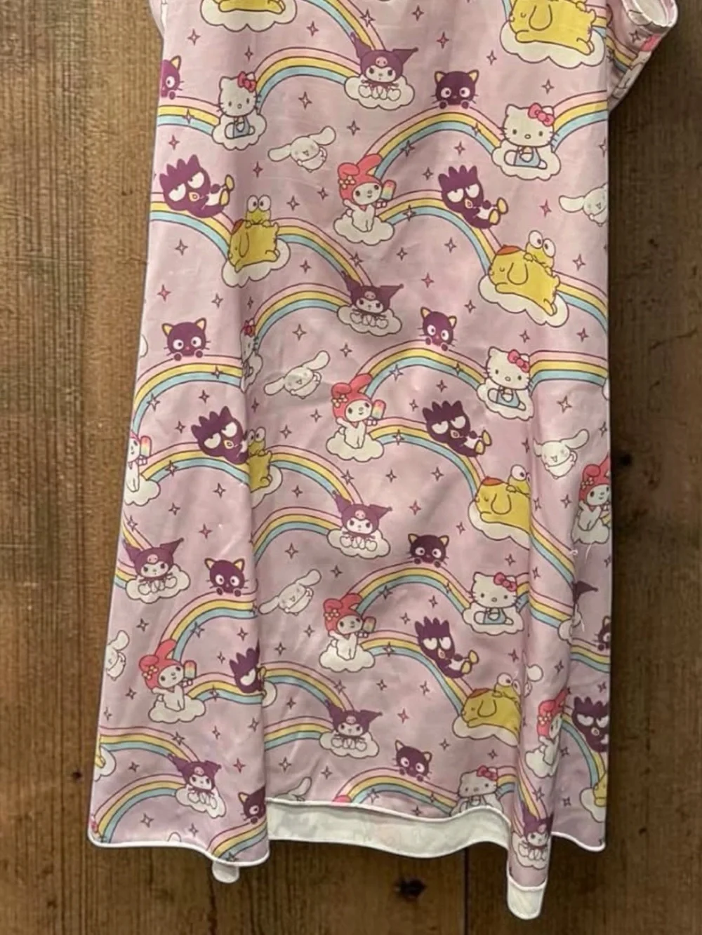HELLO KITTY KUROMI night gown size SMALL pit to pit 16in length 32in